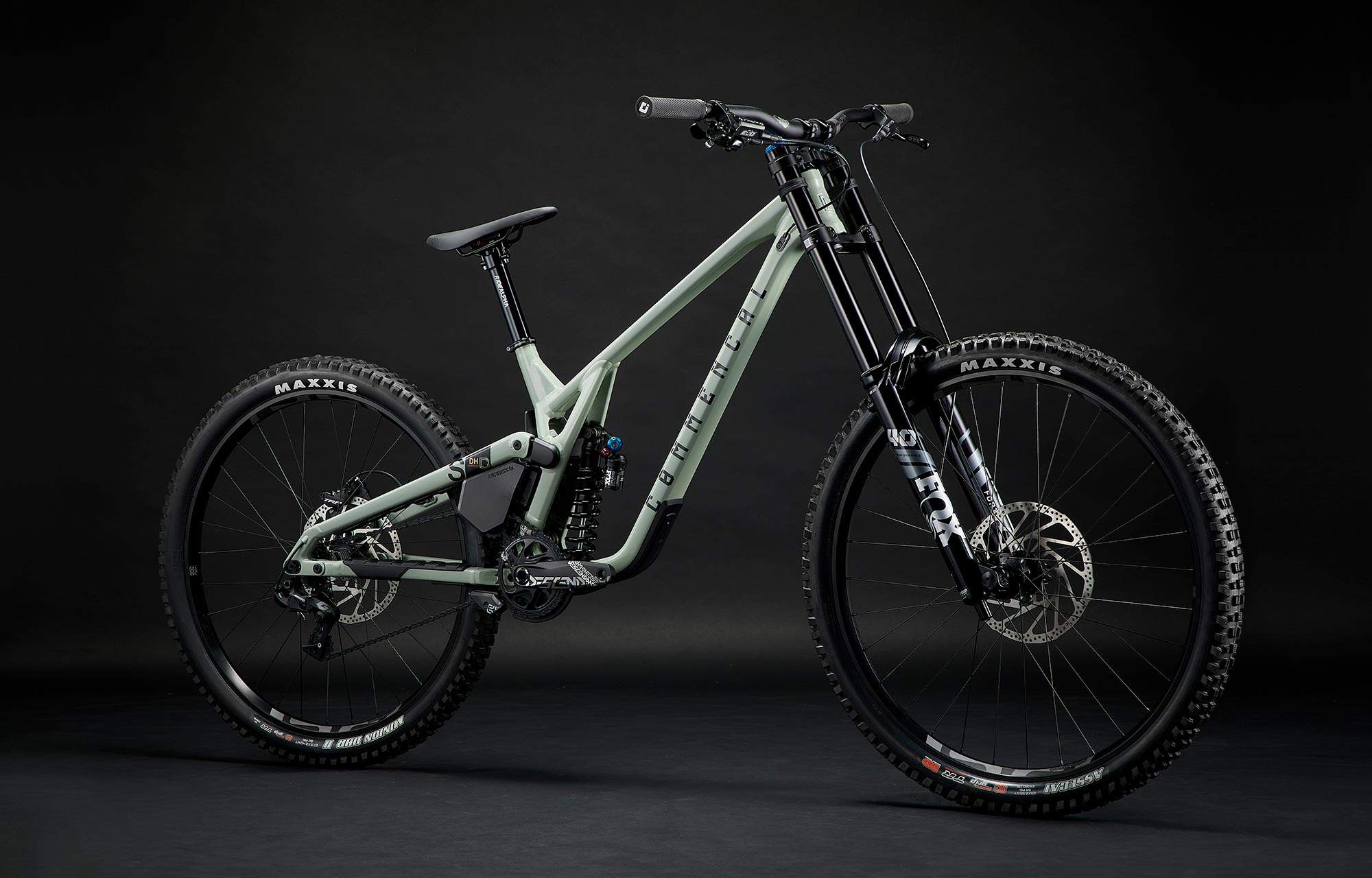 COMMENCAL SUPREME DH V5 ESSENTIAL HERITAGE GREEN - bicikl - Slika 2